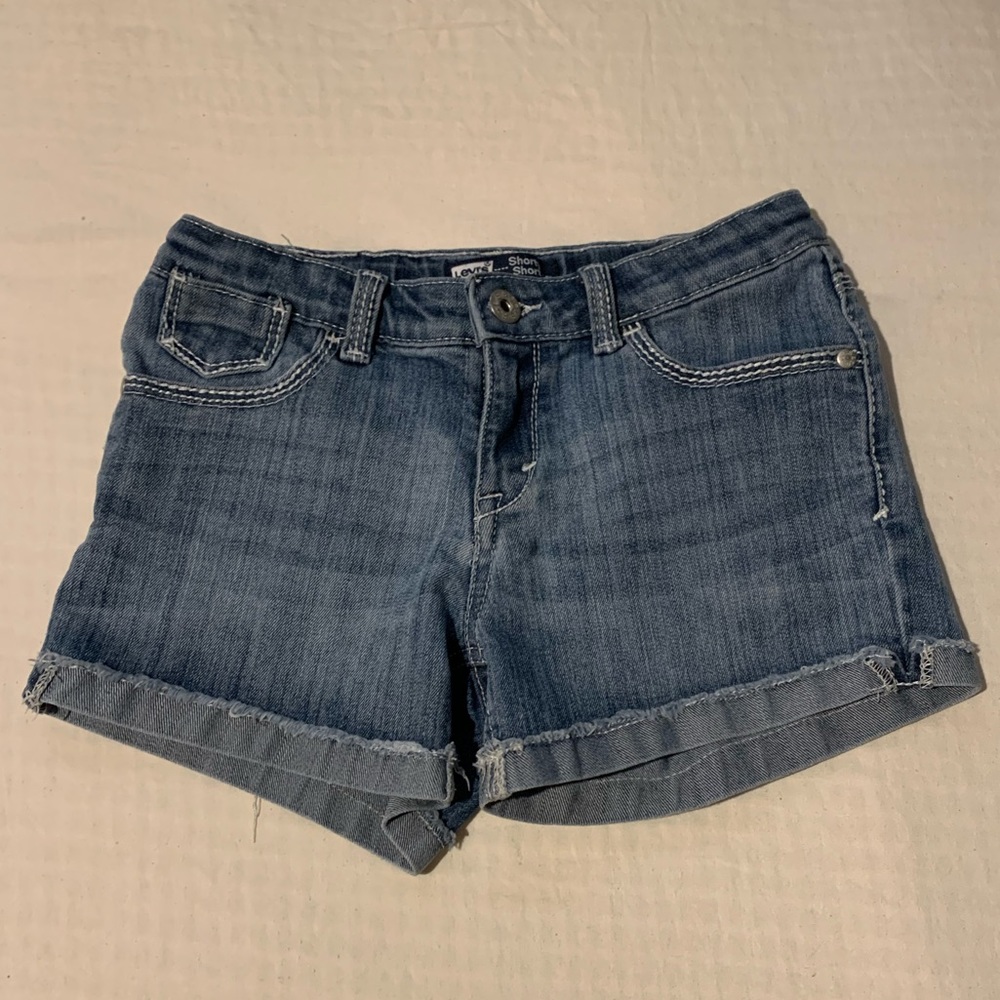 levi shorty shorts